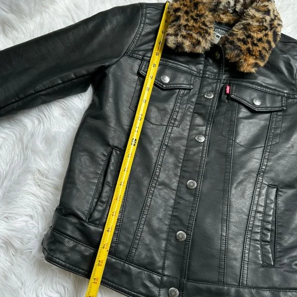 [ Levi’s ] Women’s Leopard Print Fur Lined Leather Jacket - Picture 10 of 16